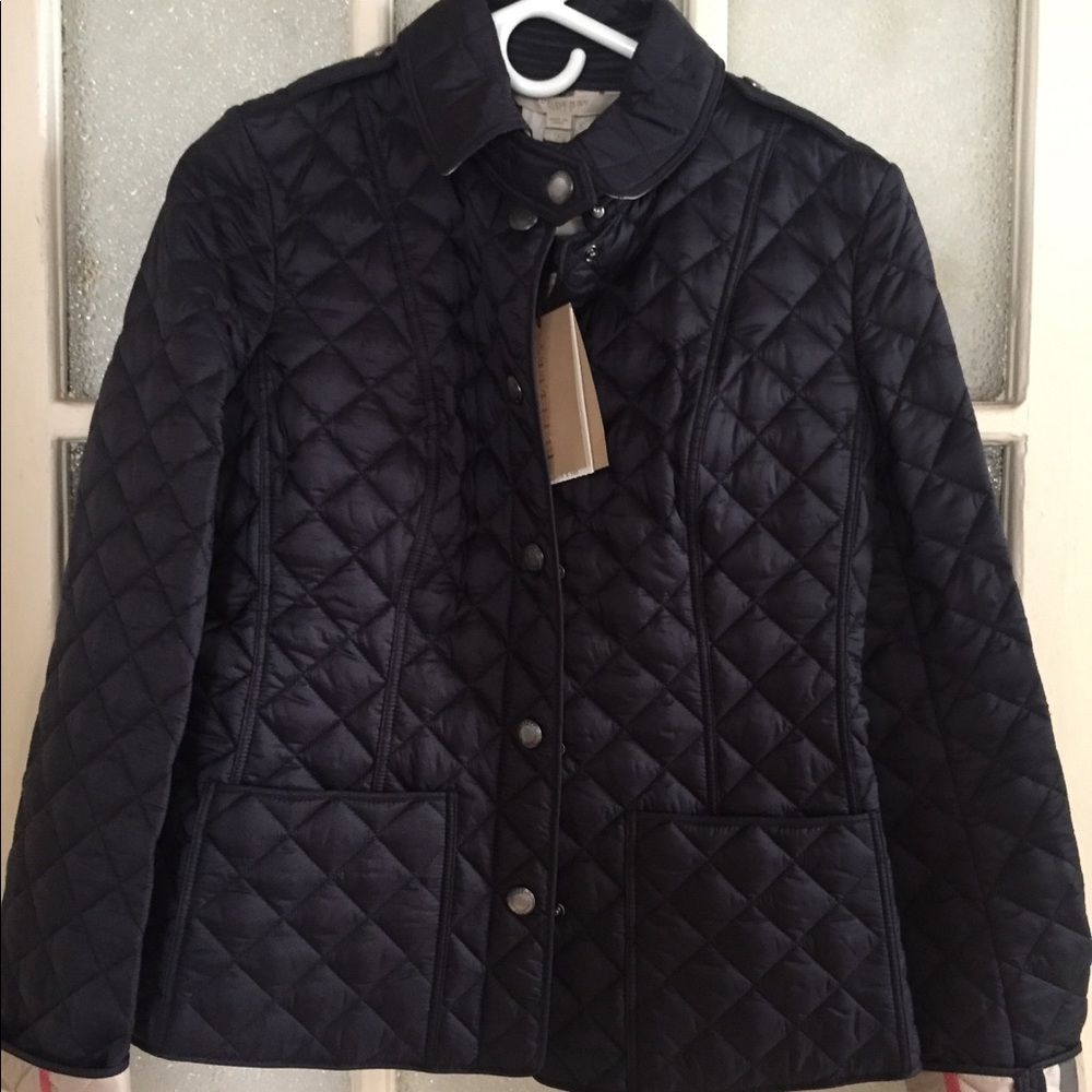 New authentic Burberry quilted jacket